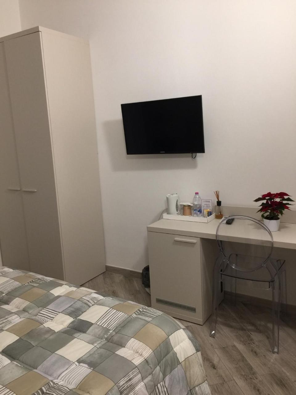B&B Ariston Pisa Tower Екстер'єр фото