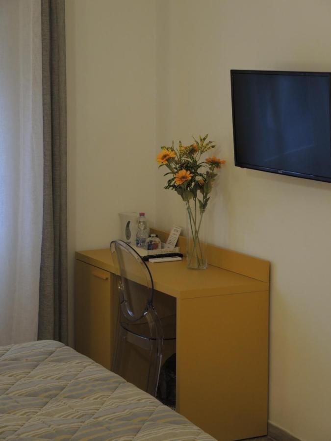 B&B Ariston Pisa Tower Екстер'єр фото
